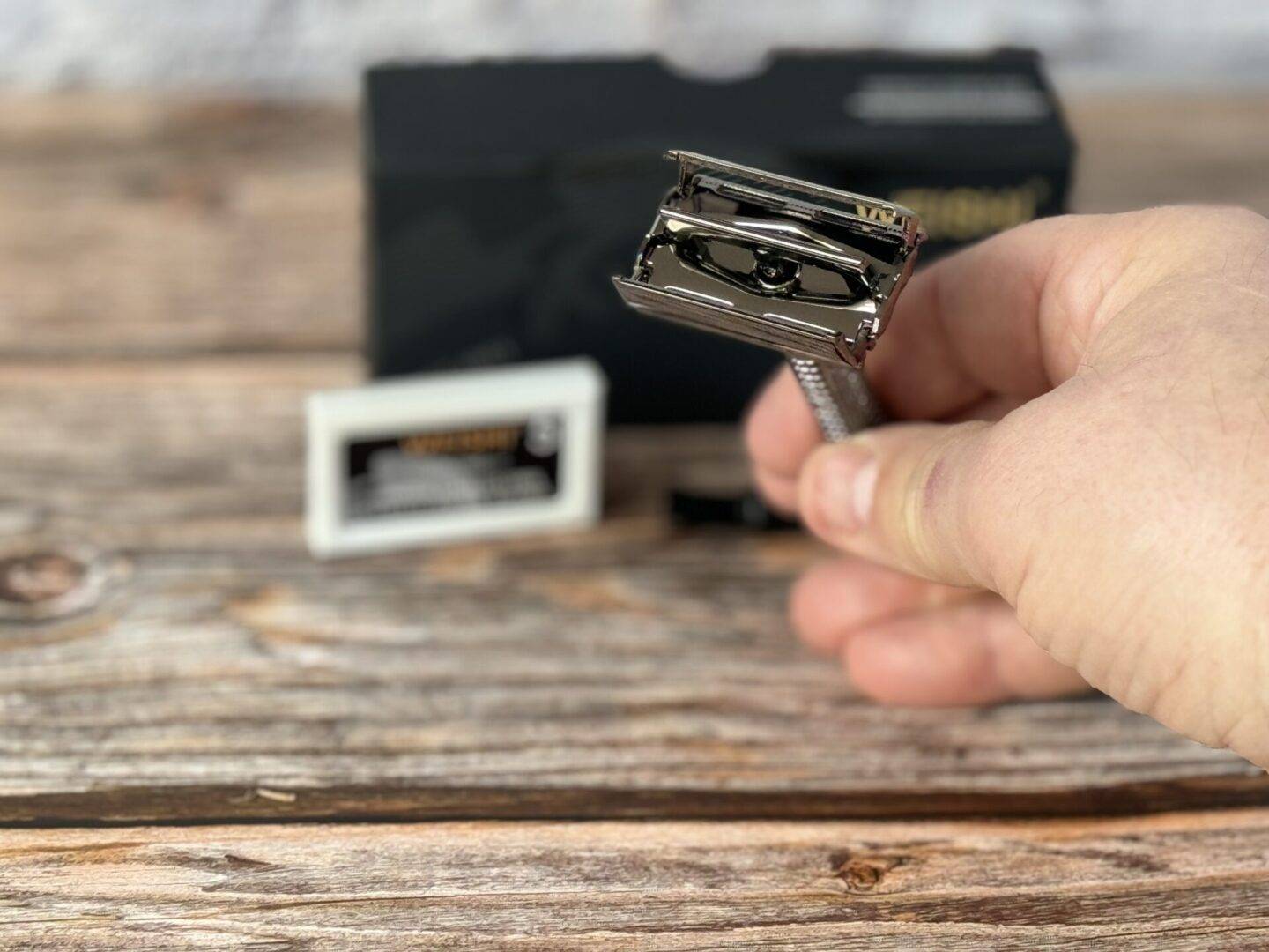 Long Handle Safety Razor - Image 2